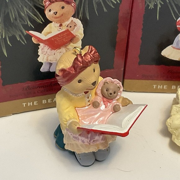 Hallmark Keepsake Ornaments 1993 The Bearingers - Set of 3. - Picture 2 of 4